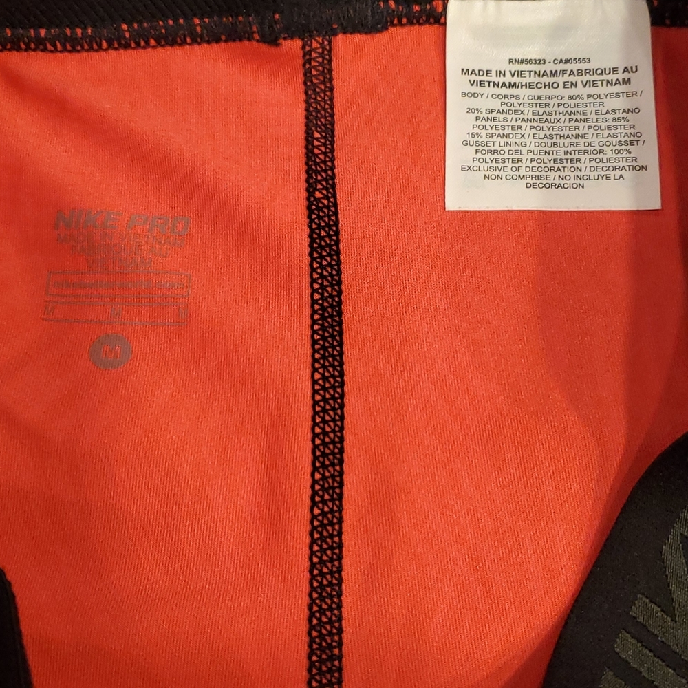 Nike Pro Capris - Picture 5 of 9